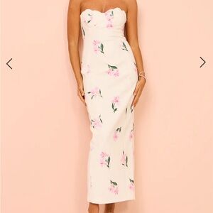 Issy Scalloped Bodice Midi Dress in Rose Print from Coco & Lola